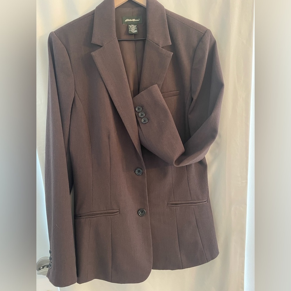 Rich brown Eddie Bauer blazer